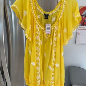 Torrid Yellow Blouse with White Embroidery